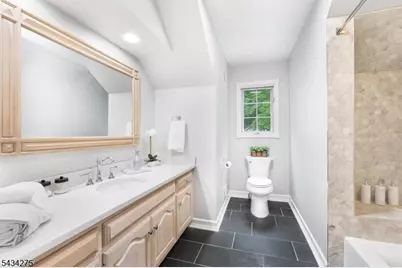 7 Chilton Rd, Chester, NJ 07930 - Photo 38