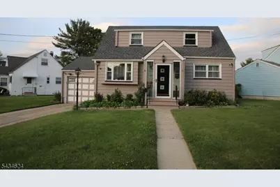 1585 Barton Rd, Union Township, NJ 07083 - Photo 4