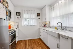 1585 Barton Rd, Union Township, NJ 07083 - Photo 2
