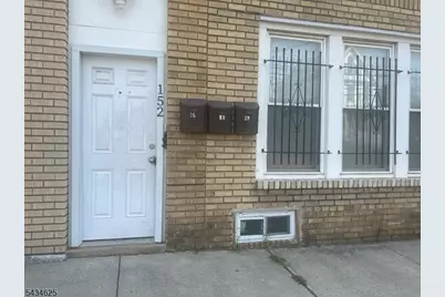 150 Stuyvesant Ave #1R, Newark, NJ 07106 - Photo 1