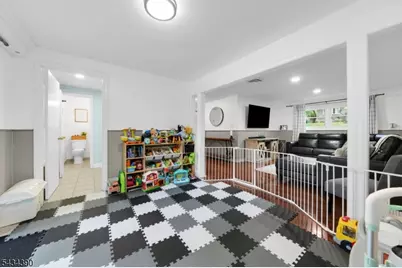 73 Seminole Ave, Wayne, NJ 07470 - Photo 22