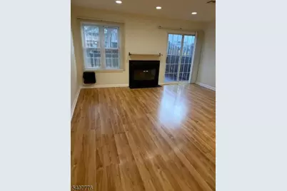10 Leahy Ct, Franklin Township, NJ 08873 - Photo 10