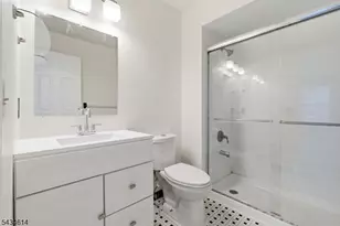 10 Leahy Ct, Franklin Township, NJ 08873 - Photo 30