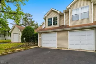 10 Leahy Ct, Franklin Township, NJ 08873 - Photo 2