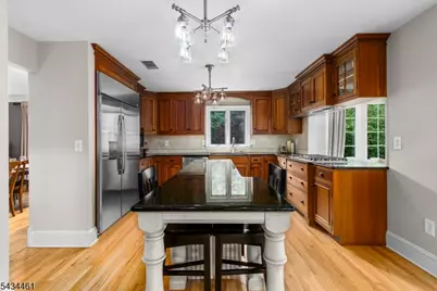 22 Hawthorn Dr, Roxbury Township, NJ 07876 - Photo 6