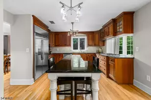 22 Hawthorn Dr, Roxbury Township, NJ 07876 - Photo 6