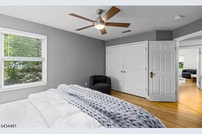 22 Hawthorn Dr, Roxbury Township, NJ 07876 - Photo 28