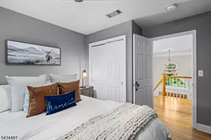 22 Hawthorn Dr, Roxbury Township, NJ 07876 - Photo 26