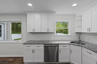 156 Kings Hwy, Roxbury Township, NJ 07850 - Photo 12