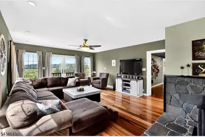 70 Crab Apple Hill Rd, Holland Township, NJ 08848 - Photo 12