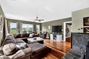 70 Crab Apple Hill Rd, Holland Township, NJ 08848 - Photo 12