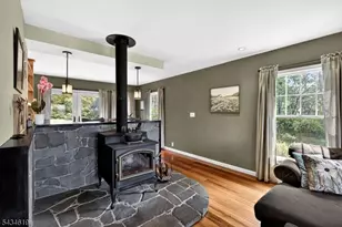 70 Crab Apple Hill Rd, Holland Township, NJ 08848 - Photo 14