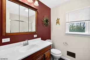 70 Crab Apple Hill Rd, Holland Township, NJ 08848 - Photo 24