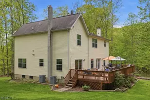 1 Foley Dr, Hampton Township, NJ 07860 - Photo 28