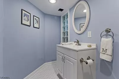 144 Park St, Montclair, NJ 07042 - Photo 42
