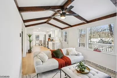 13 Cliffside Ter, Vernon, NJ 07461 - Photo 2