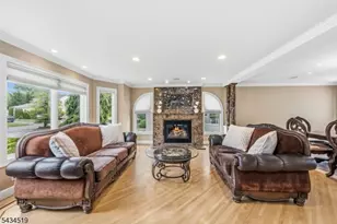 19 Fairview Rd, Clark Township, NJ 07066 - Photo 8