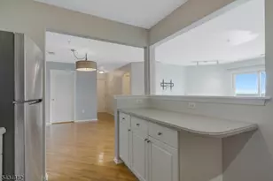 1636 King Ct, Green Brook Township, NJ 08812 - Photo 8