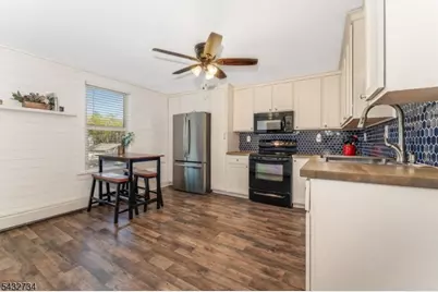 8 Maryland Ave, High Bridge, NJ 08829 - Photo 14