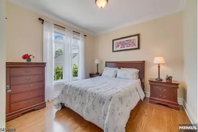 63 Grandview Ave, North Caldwell, NJ 07006 - Photo 16