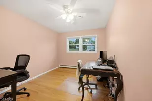 7 Kossuth Pl, Wayne, NJ 07470 - Photo 24