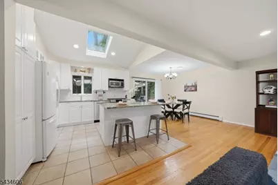7 Kossuth Pl, Wayne, NJ 07470 - Photo 6