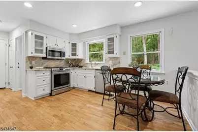 219 E Mountain Rd, Hillsborough Township, NJ 08844 - Photo 14