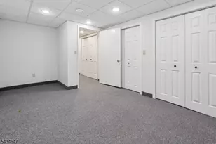 219 E Mountain Rd, Hillsborough Township, NJ 08844 - Photo 32