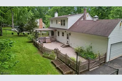 219 E Mountain Rd, Hillsborough Township, NJ 08844 - Photo 38