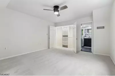219 E Mountain Rd, Hillsborough Township, NJ 08844 - Photo 20