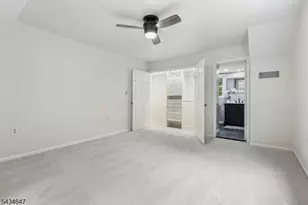 219 E Mountain Rd, Hillsborough Township, NJ 08844 - Photo 20
