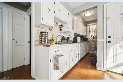413 Beardsley Ave, Bloomfield, NJ 07003 - Photo 10