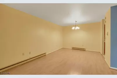 666 Mill St, Belleville Twp., NJ 07109 - Photo 8