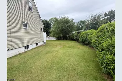 5 Mulberry Ln, Denville, NJ 07834 - Photo 4