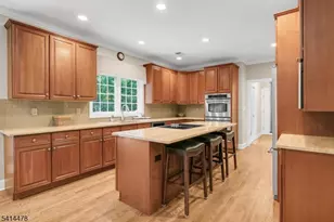 33 St Nickolas Way, Bernards Township, NJ 07920 - Photo 14