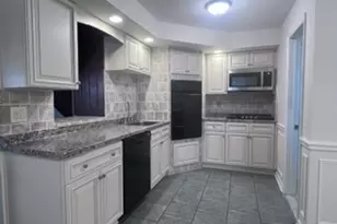 283 Orchard St, Elmwood Park, NJ 07407 - Photo 4
