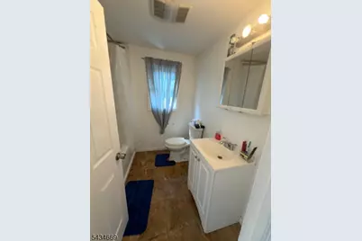 86 Oraton St, Newark, NJ 07104 - Photo 6