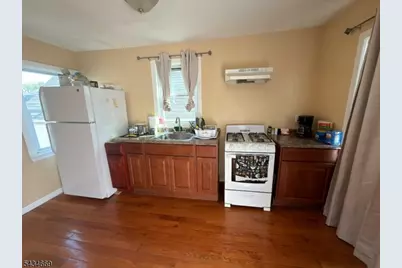 86 Oraton St, Newark, NJ 07104 - Photo 4