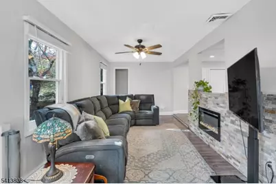 39 Delaware Rd, West Milford, NJ 07421 - Photo 8