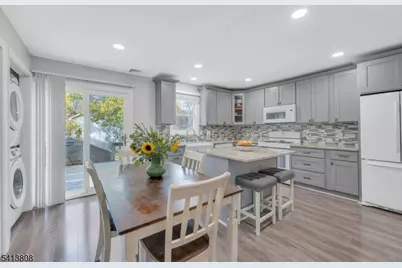 39 Delaware Rd, West Milford, NJ 07421 - Photo 10