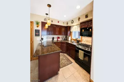 404 Czaplicki St, Manville, NJ 08835 - Photo 2