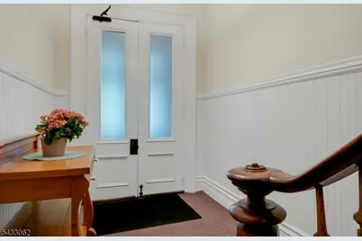 118 Linden Ave Unit #3, Bloomfield Twp., NJ 07003 - Photo 2