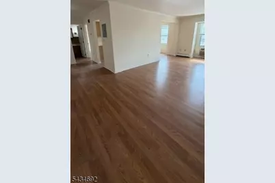 662 Goffle Rd #23, Hawthorne, NJ 07506 - Photo 8