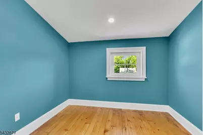 49 E Passaic St, Rochelle Park Township, NJ 07662 - Photo 32