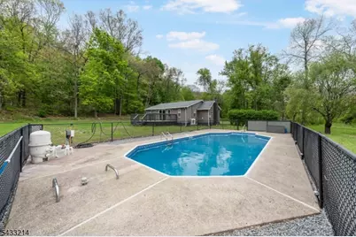 17 Carr Ln, Roxbury Township, NJ 07885 - Photo 16