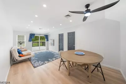 17 Carr Ln, Roxbury Township, NJ 07885 - Photo 4