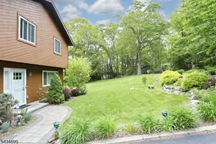 64 Larchmont Dr, West Milford Twp., NJ 07421 - Photo 4