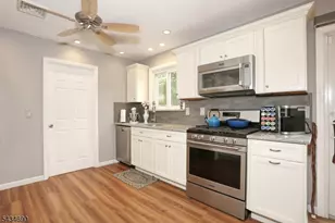 64 Larchmont Dr, West Milford Twp., NJ 07421 - Photo 10