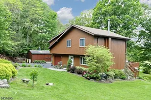 64 Larchmont Dr, West Milford Twp., NJ 07421 - Photo 20