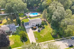 118 Manito Ave, Oakland, NJ 07436 - Photo 2